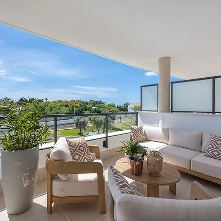 Apartment Modern In With Pool & Parking Estepona